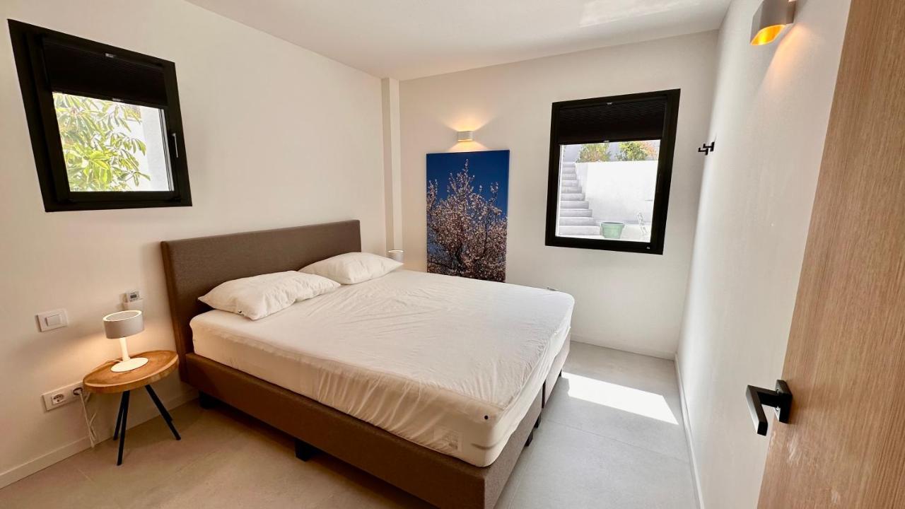 Villa Floris Moraira 500M To Sand Beach Moraira Saturday Arrive-Leave Only Екстериор снимка